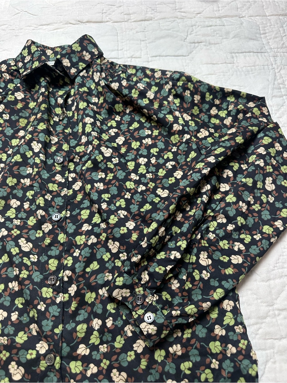 Y2K Dark Floral Button Up Shirt | 90s Indie Sleaze Minimalist Blouse - Picture 8 of 10